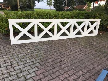 Houten balustrades zijn de finishing touch van uw veranda!