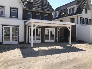 Douglas overkapping constructie met lichtstraat in noordwijkerhout